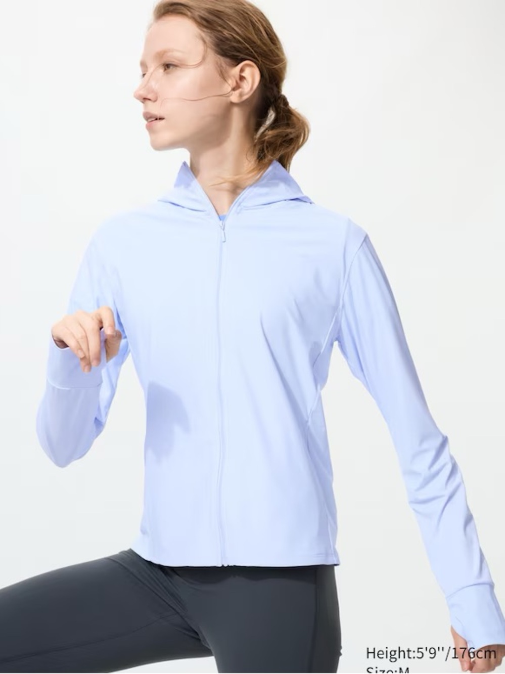 Uniqlo Ultra Stretch AIRism UV Protection Full-Zip Hoodie in Light Blue size XS